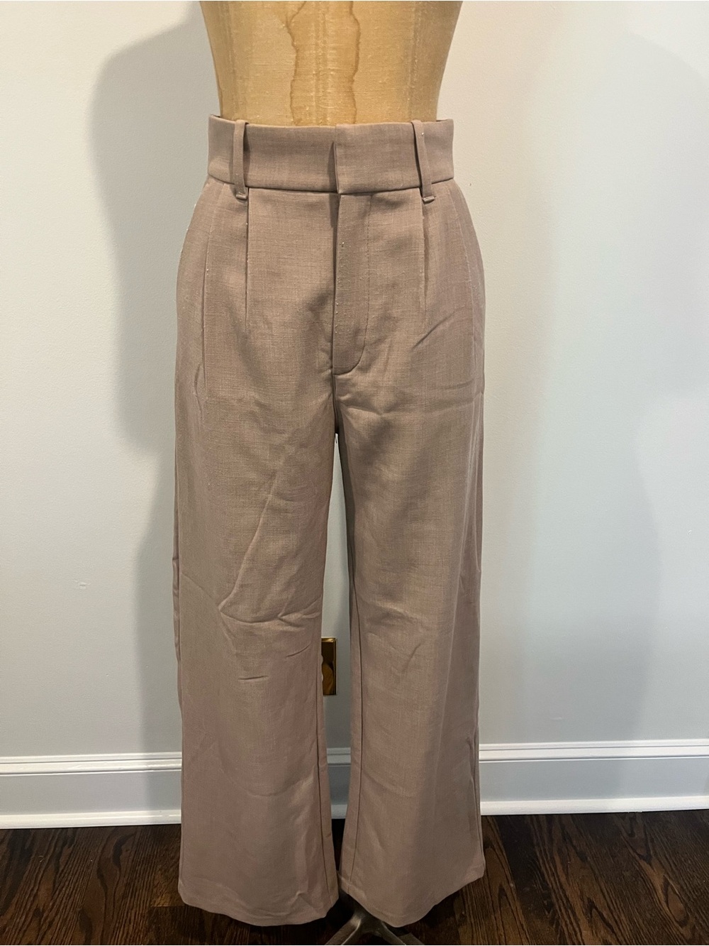 Abercrombie & Fitch Wide Leg women’s Pants in Taupe